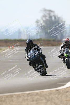 media/Sep-20-2025-TrackDaz (Sat) [[27f0cde673]]/B Group/220pm (Turn 9)/